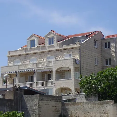 Sb No 1 Apartment *
