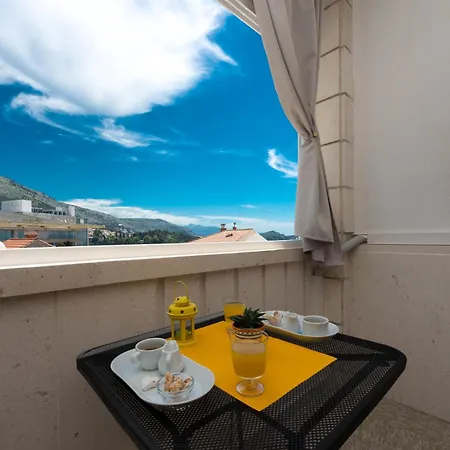Sb No 1 Apartment